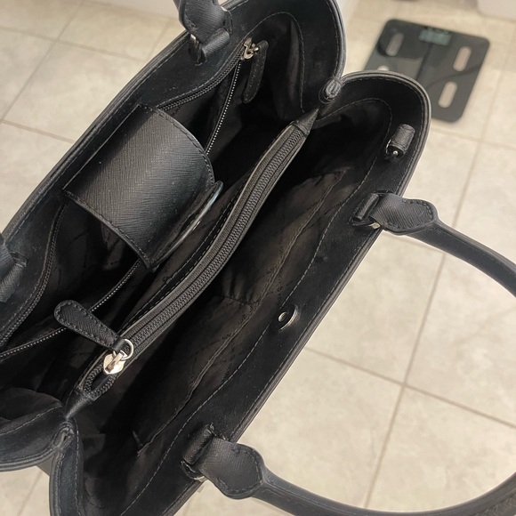 Michael Kors Black Women's Bag/ Hailee Large Saffiano Leather Satchel - Picture 4 of 4